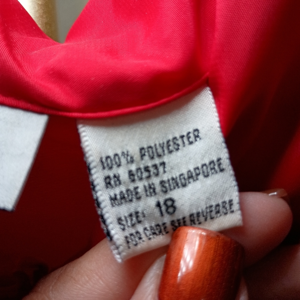 Fitting Image Vintage Red Structured Blouse Size 18 - Picture 9 of 11
